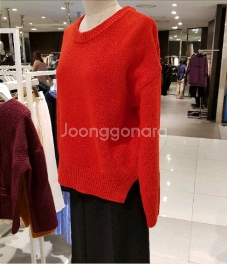 스튜디오톰보이 언발란스 컷팅 라운드 니트 사이즈 F--1