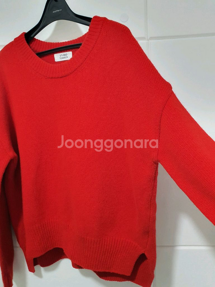 스튜디오톰보이 언발란스 컷팅 라운드 니트 사이즈 F--5