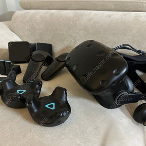 버츄얼 방송 데뷔 세트! htc vice 바이브 베이스 컨트롤러 트래커 동글 헤드셋 풀트래킹 풀세트