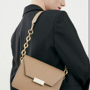 드메리엘 클레버백 미디움 누드베이지 이미지