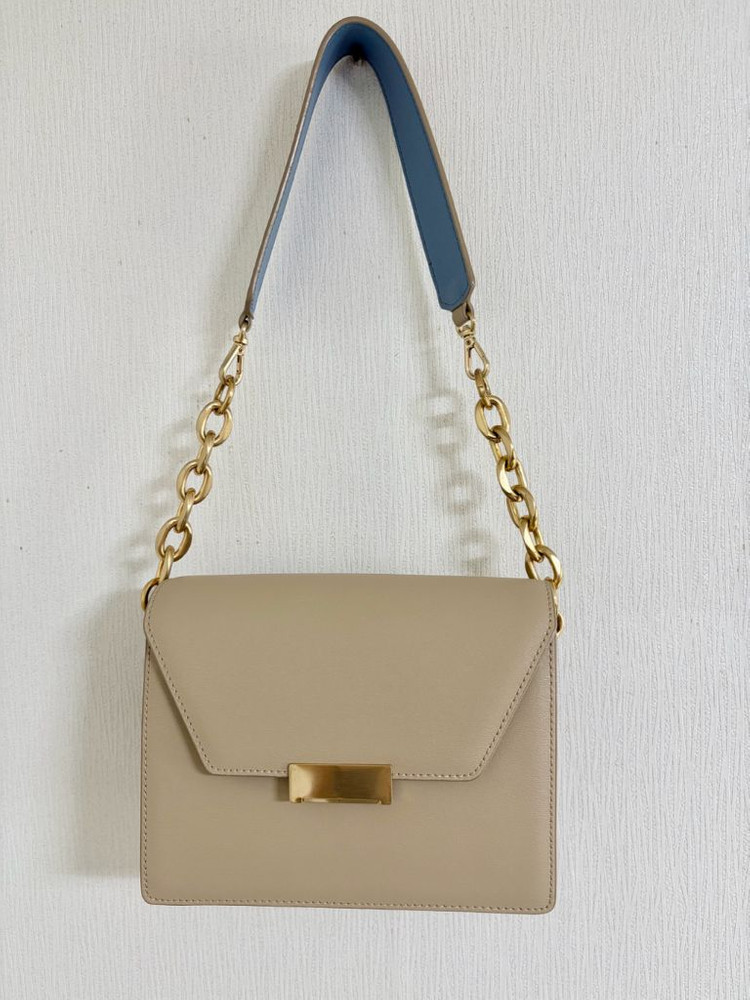 드메리엘 클레버백 미디움 누드베이지 이미지