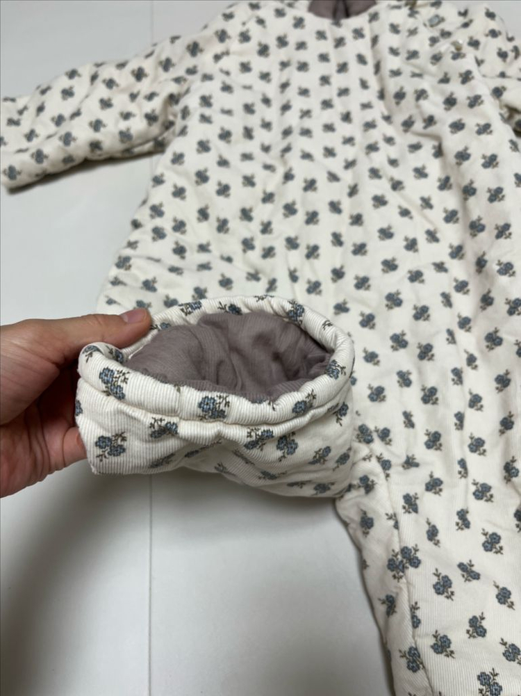 베네베네 꽃무늬 아기 우주복 24M--2