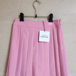 럭키슈에뜨 플리츠 스커트 36ㅡ새상품