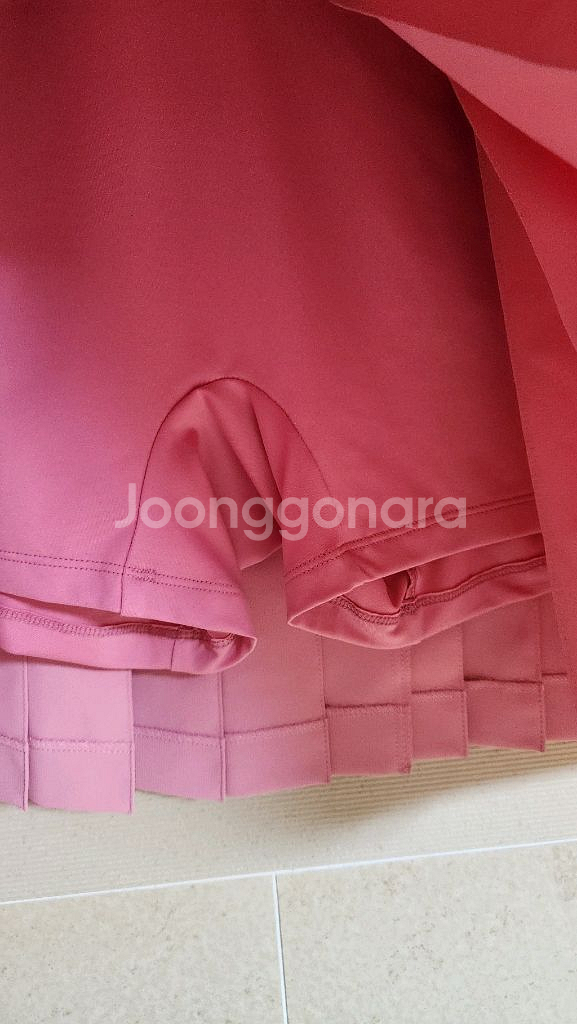 럭키슈에뜨 플리츠 스커트 36ㅡ새상품--2