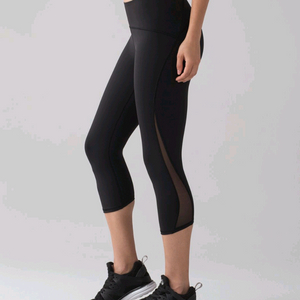 룰루레몬 Train Times Crop 4 사이즈 레깅스