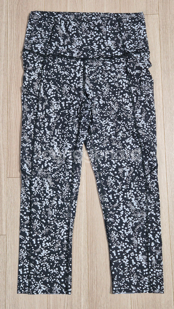 룰루레몬 Fast & Free Crop II 4 사이즈 레깅스--2