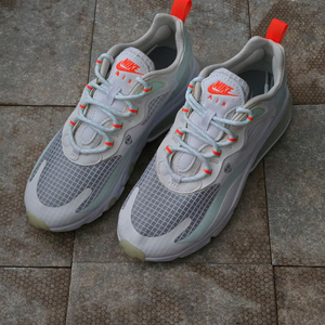 (240)나이키 에어맥스 270 리액트 하이퍼 크림슨 스니커즈 운동화 이미지