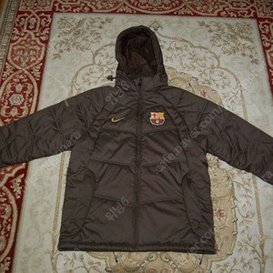 FC바르셀로나 나이키 패딩 팝니다
