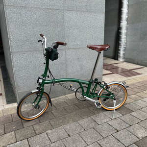 브롬톤 래이싱그린 M2L