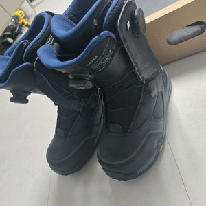 23/24 k2 쓰락시스 부츠 270사이즈