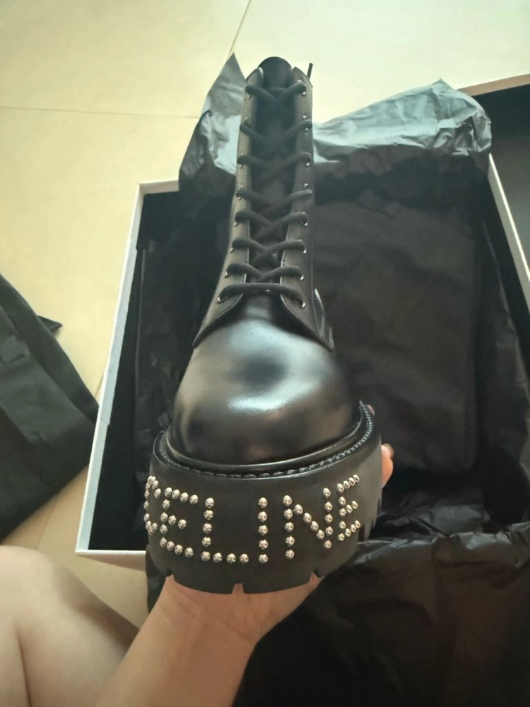 셀린느 스터드 워커부츠 37 이미지