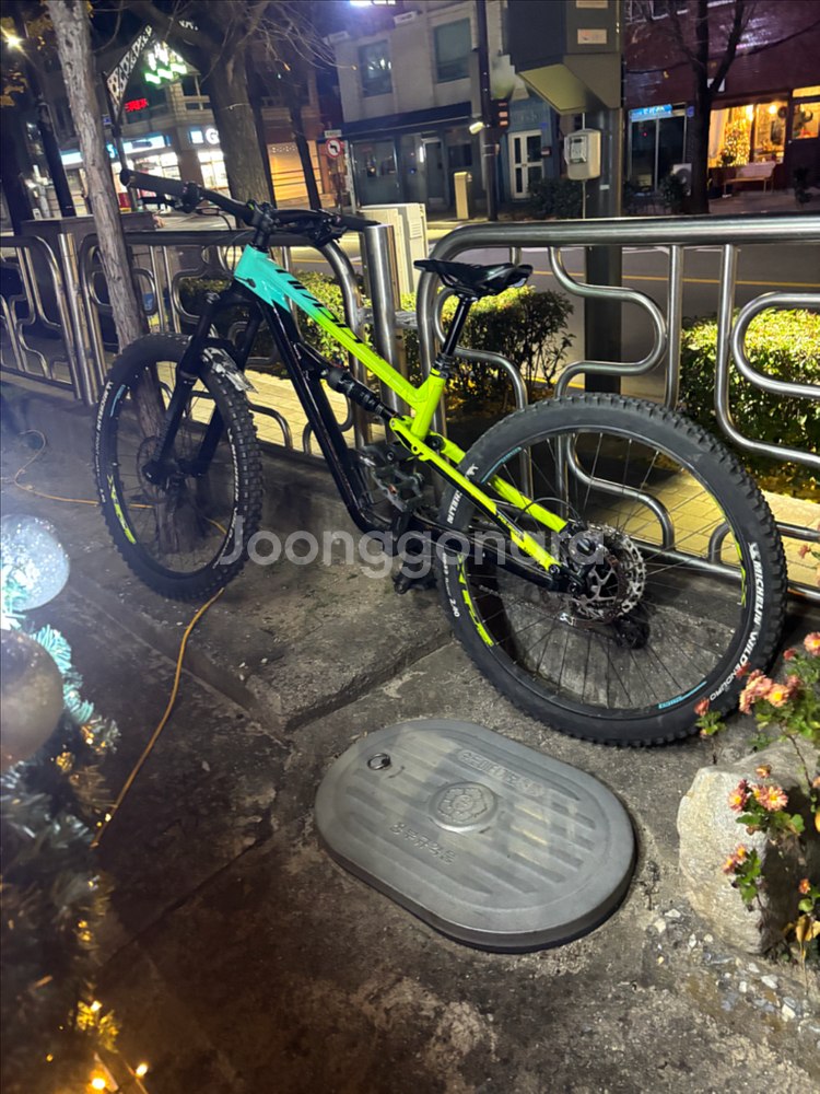 트리곤 시스큐 t7 풀샥 mtb 자전거 판매/대차 합니다--1