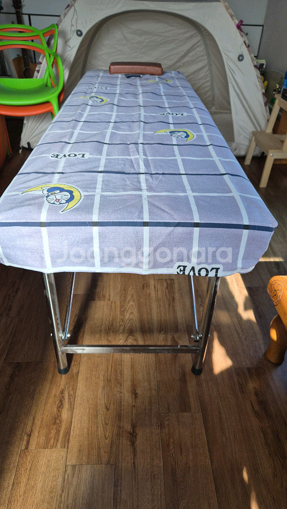 휴대용 접이식 마사지 침대 베드 미사용 판매합니다.--6