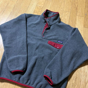 파타고니아 니켈 레드 신칠라 플리스 후리스 아노락