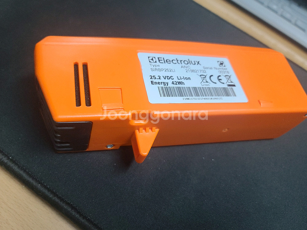 일렉트로룩스 zb5022 배터리팩--1