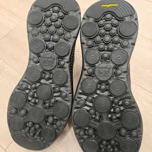 스케쳐스 216314c SP0MWCFX101 [265] 팝니다.