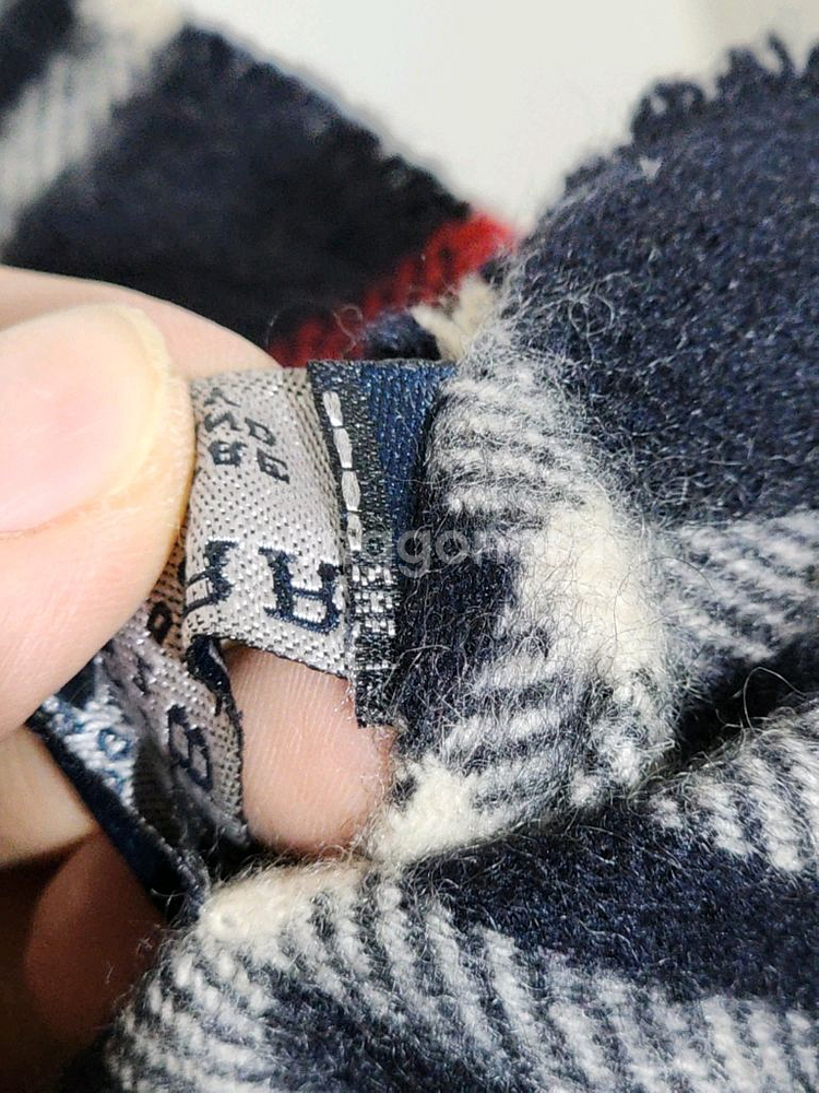 (정품) 버버리 캐시미어 머플러 체크 목도리 네이비--5