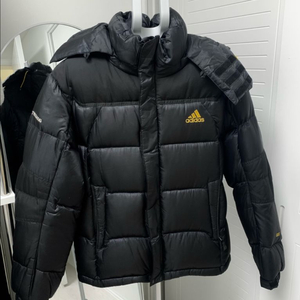 아디다스 수퍼트레킹 벌키다운패딩 90