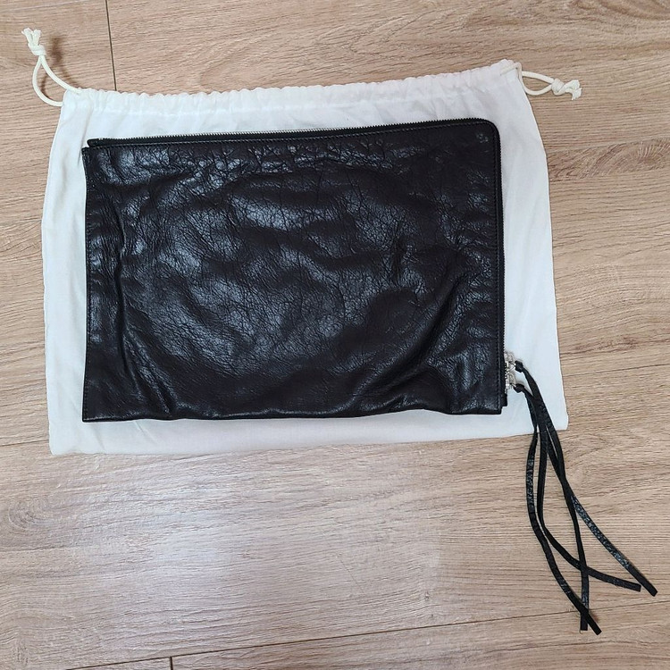 발렌시아가 클러치백--1