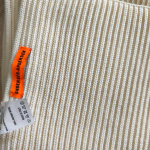 안데르센 와이드 머플러 오프 화이트 목도리