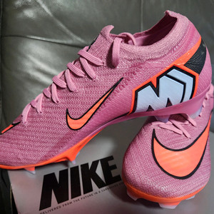 나이키 줌 베이퍼 16 엘리트 FG(FQ1457 600) 250mm 새제품