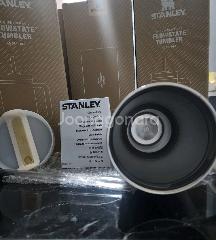 (새상품)(배송비포함)스탠리 텀블러(1.18L)--2