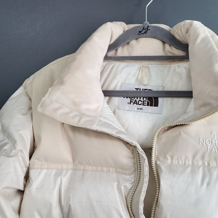 노스페이스 화이트라벨 눕시 크림 이미지