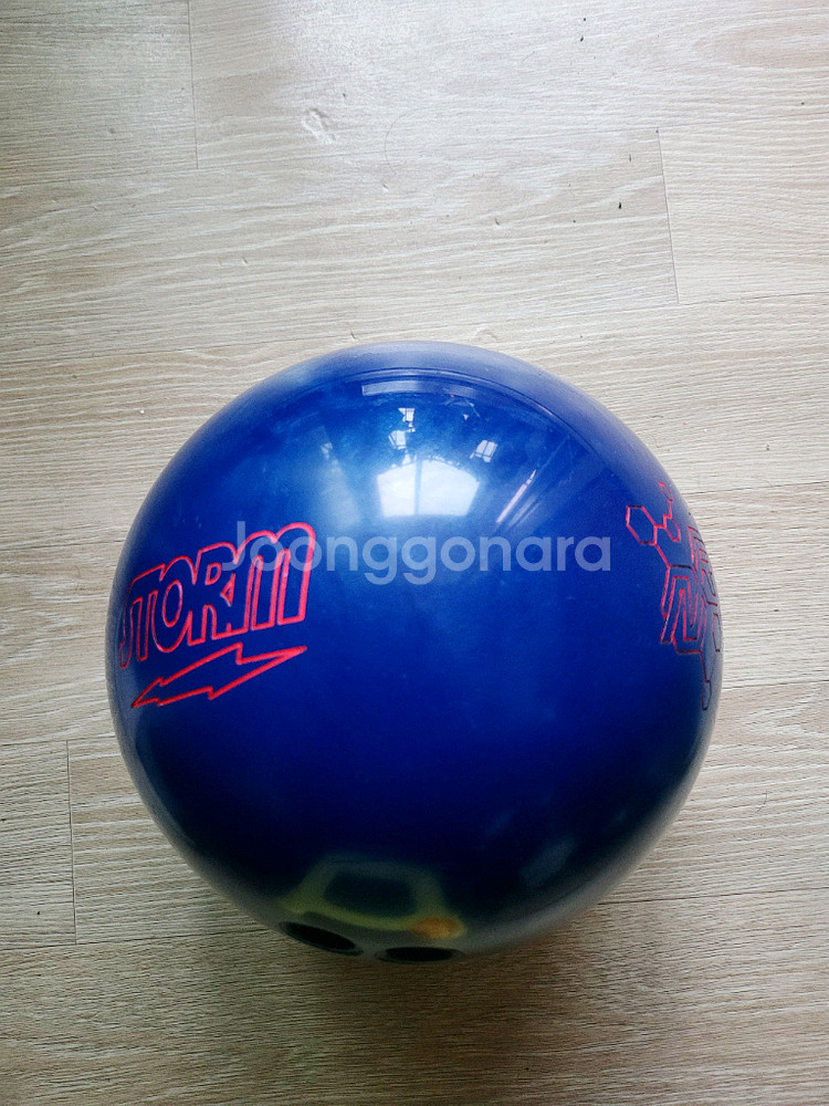 스톰 써밋 펄 15p 볼링공 판매합니다--3