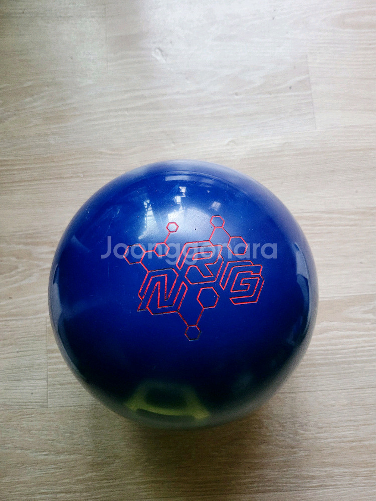 스톰 써밋 펄 15p 볼링공 판매합니다--4