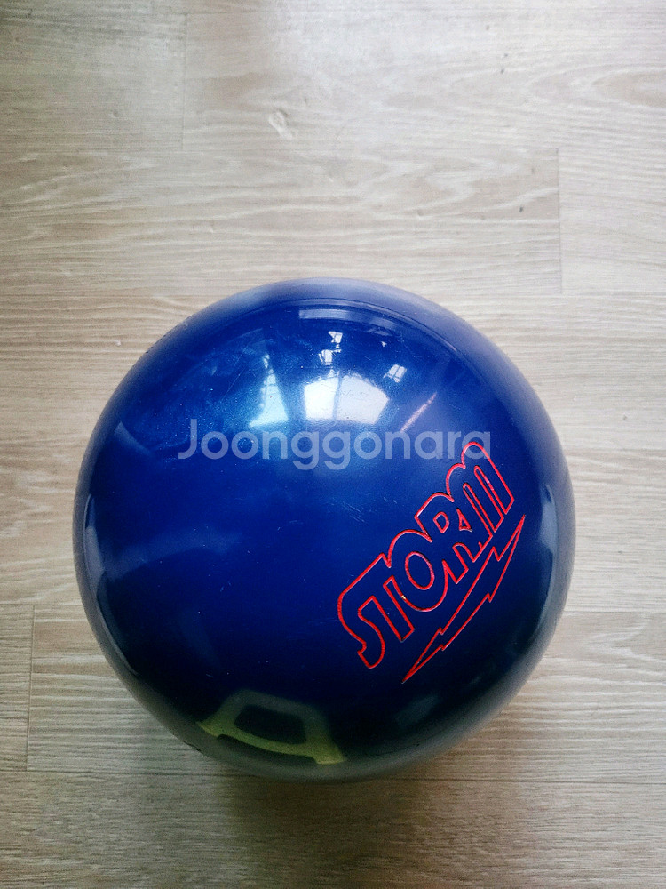 스톰 써밋 펄 15p 볼링공 판매합니다--9