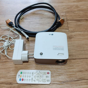 LG 휴대용 빔프로젝터 PH130