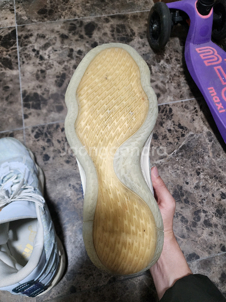 아디다스 데임 농구화 300미리--2