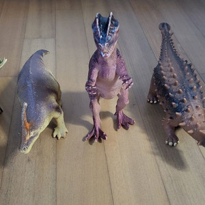 대형 공룡 피규어 4마리 판매합니다