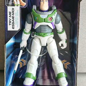 토이스토리 라이트이어 레이저 블레이드 버즈 새상품 판매합니다.