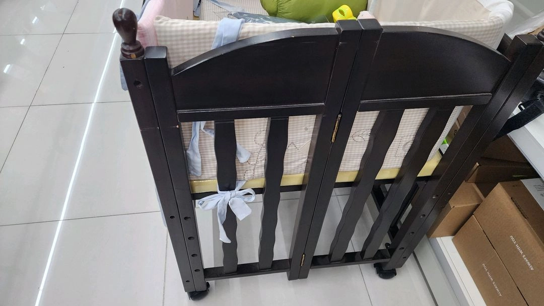 아기원목침대 팝니다 이미지