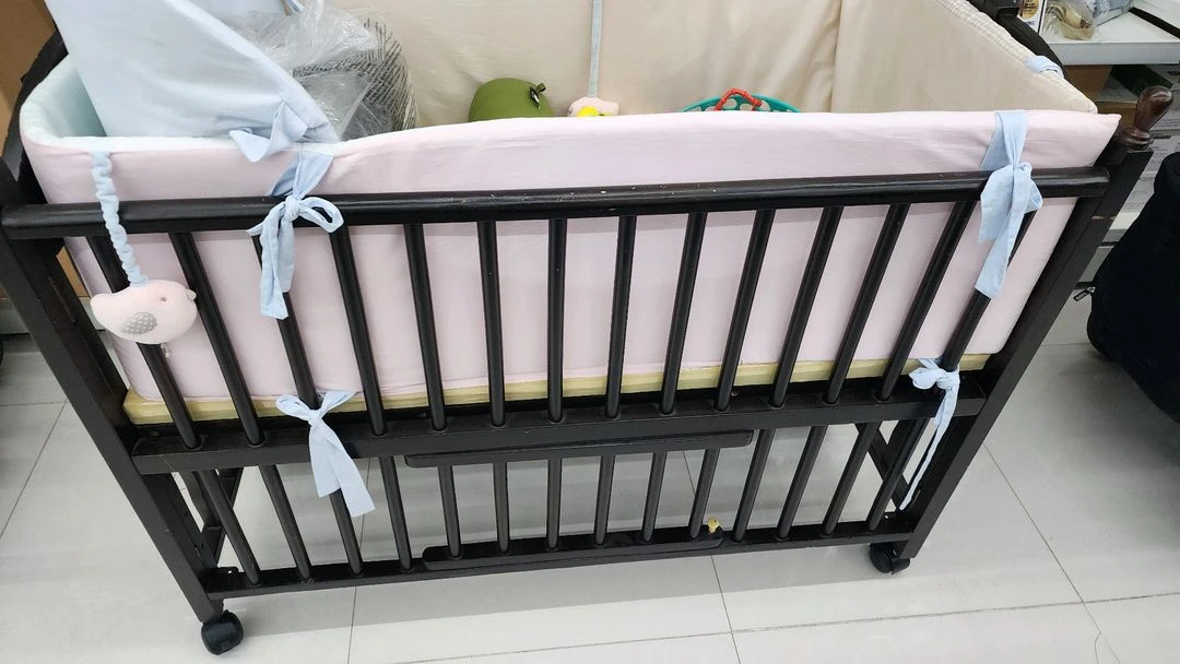 아기원목침대 팝니다 이미지