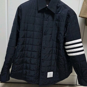 톰브라운 사선 폴리 트윌 퀄팅 테크 다운셔츠 네이비 46사이즈(66전후) 새제픔