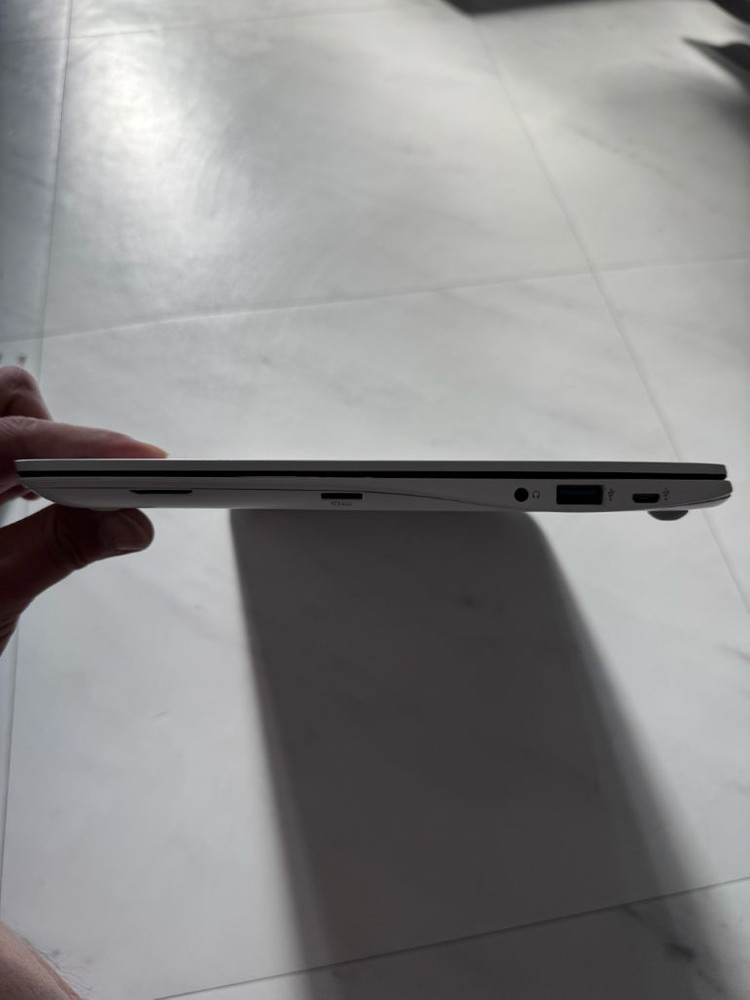 LG그램(i5/8G/SSD/win 11pro / 배터리 신품교체) 이미지