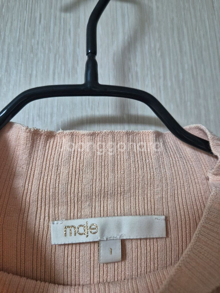 마쥬 maje 터들넥 니트 크롭니트 1사이즈--4