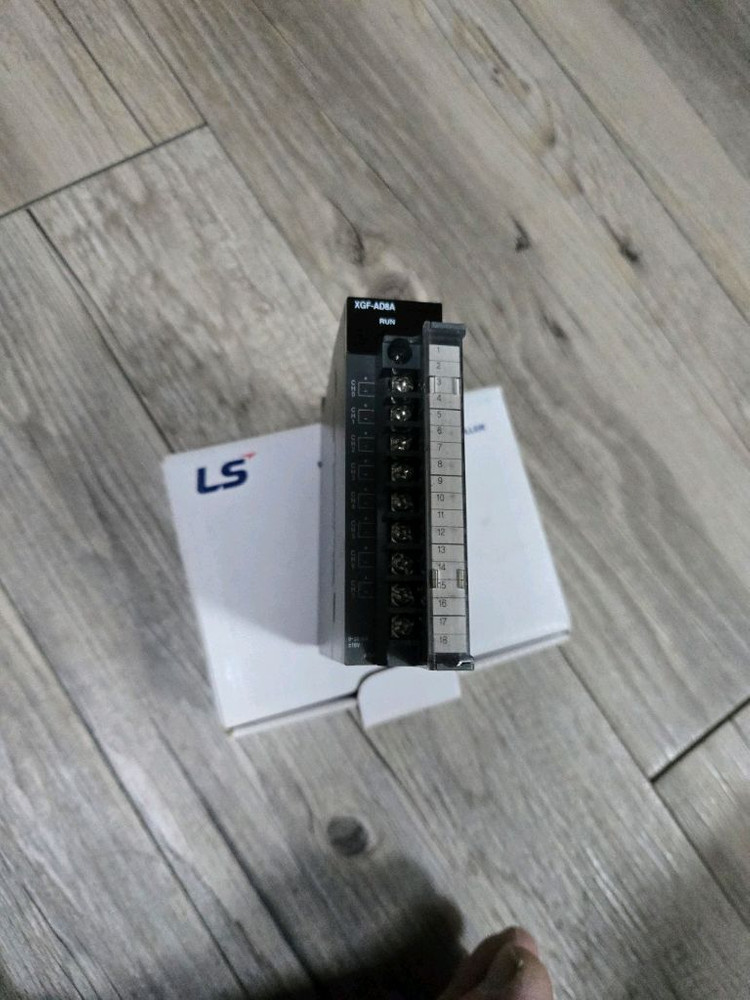 LS산전 XGF-AD8A PLC 모듈 이미지