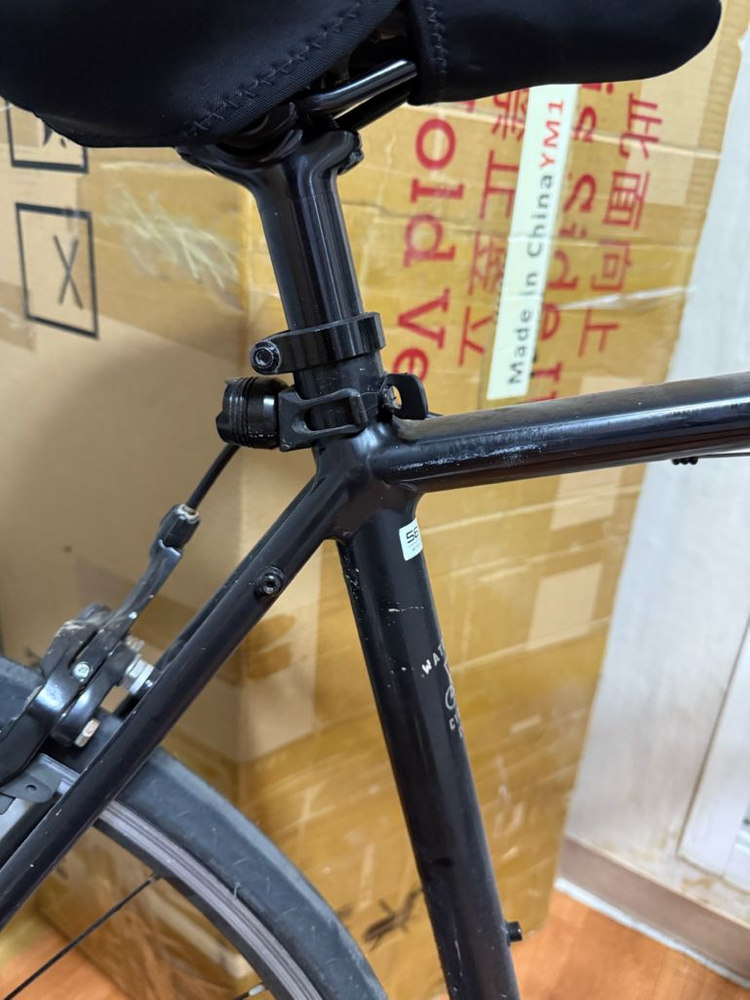 트렉 도마니 al3 로드 자전거 이미지