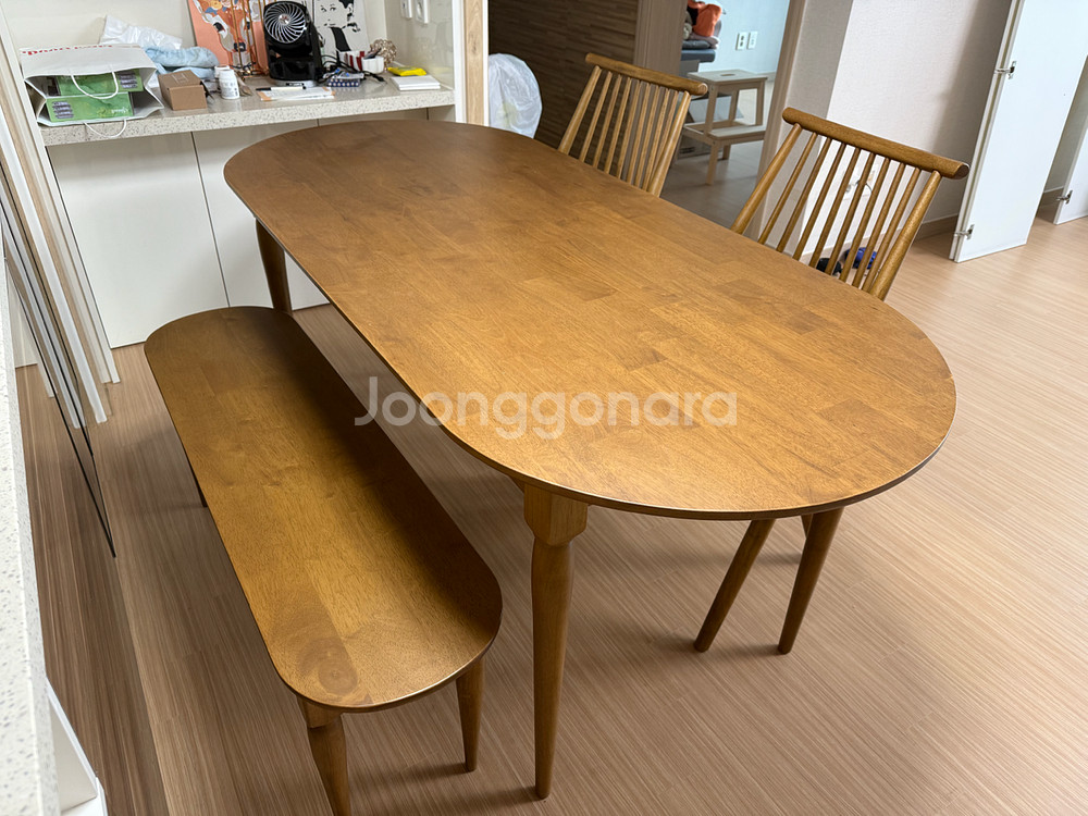 [장미맨숀] 레베카 타원형 원목 카페 테이블 1800 식탁세트 01 (테이블1+벤치1+원목의자2)--0
