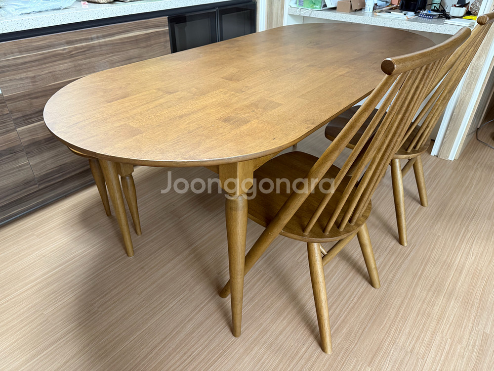 [장미맨숀] 레베카 타원형 원목 카페 테이블 1800 식탁세트 01 (테이블1+벤치1+원목의자2)--2