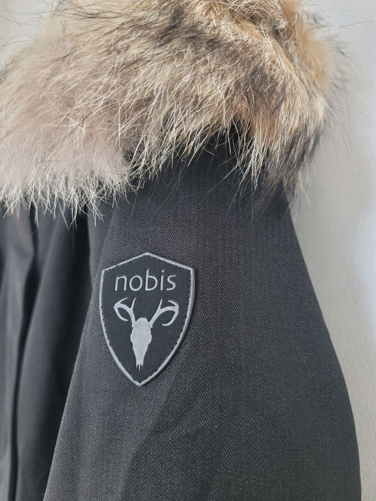 노비스 롱패딩 M사이즈--1