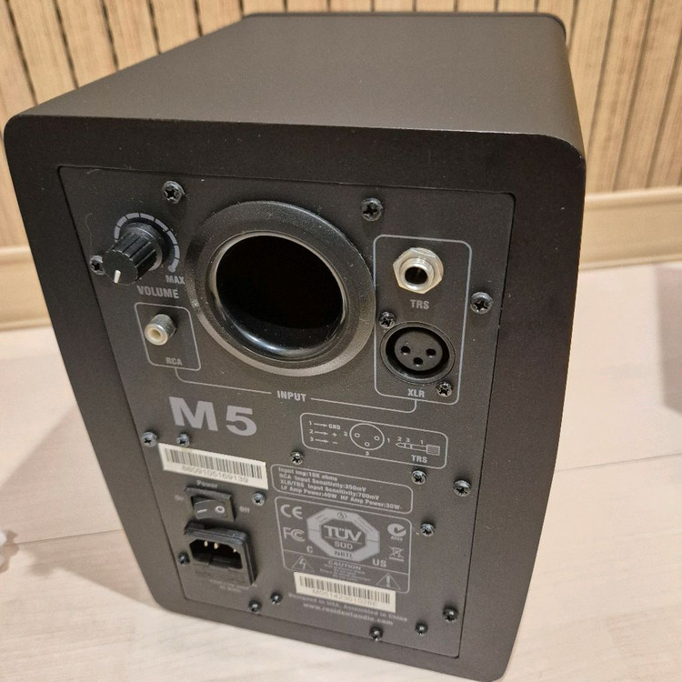resident audio monitor M5 레지던트 오디오 M5 스피커 이미지