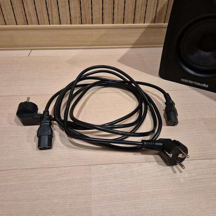 resident audio monitor M5 레지던트 오디오 M5 스피커 이미지