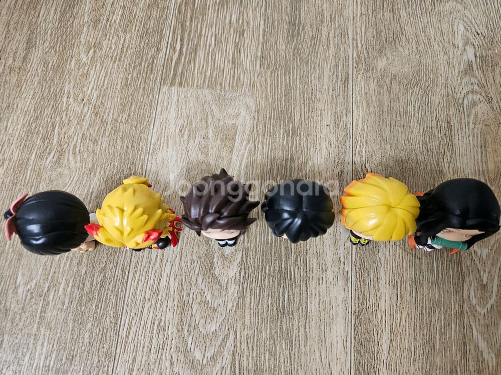 귀멸의칼날 미니 피규어 차량용 전시용 새상품--1