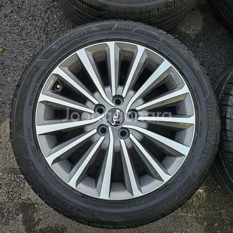 #올뉴 K7 18인치 순정 중고 휠타이어 세트 팝니다.245 45 18--3