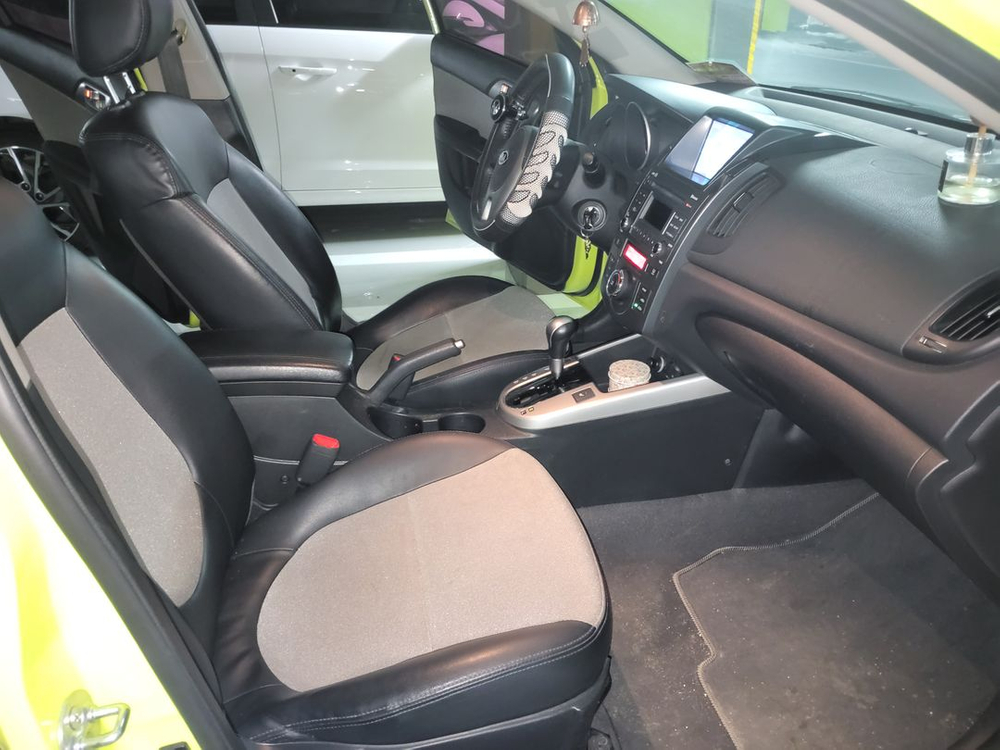 기아 포르테 하이브리드 이미지