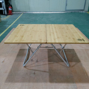 캠핑 폴딩 테이블 아웃웰 인디야키 뱀부 테이블 이미지